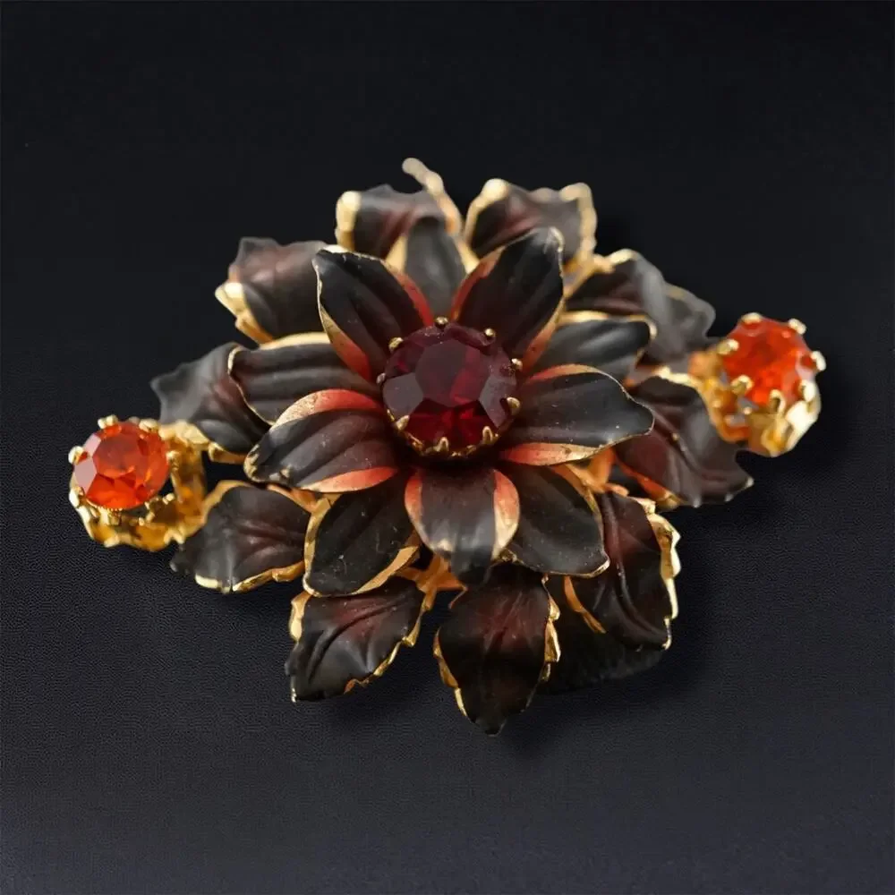 Vintage Floral Rhinestone Brooch & Earrings‎ Set Gold Tone Red Black Austria
